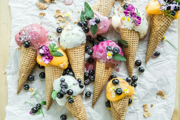 Illustrative free stock food photo for Strawberry Shake Medium (Large) (not official brand photography)