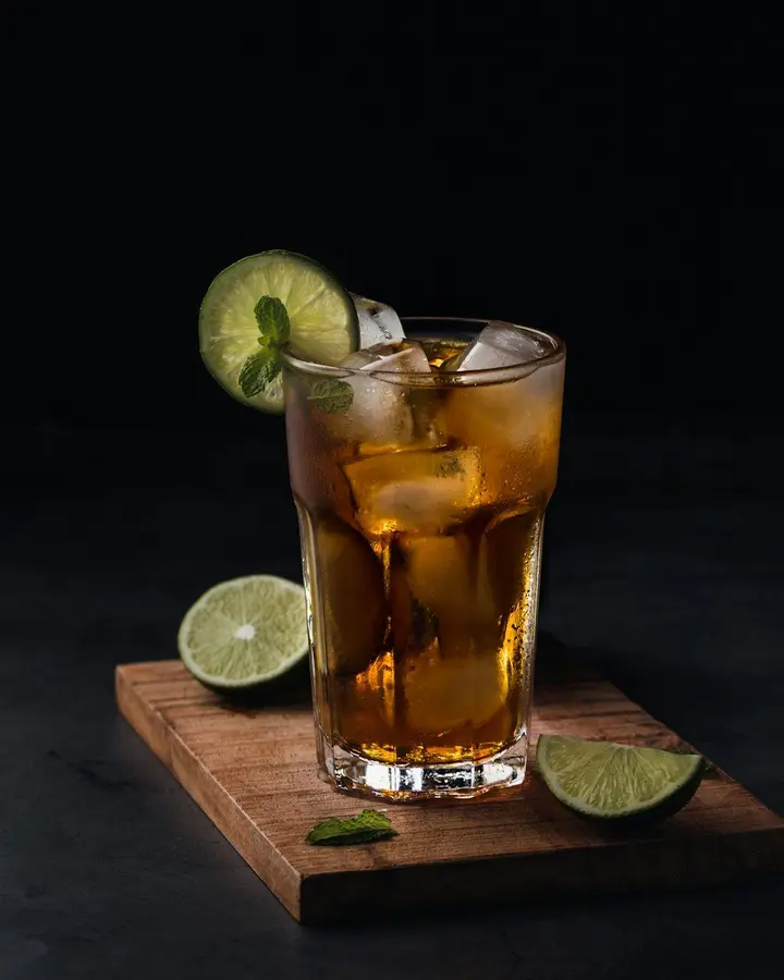 Illustrative free stock food photo for Coke Zero Sugar (Small) (not official brand photography)